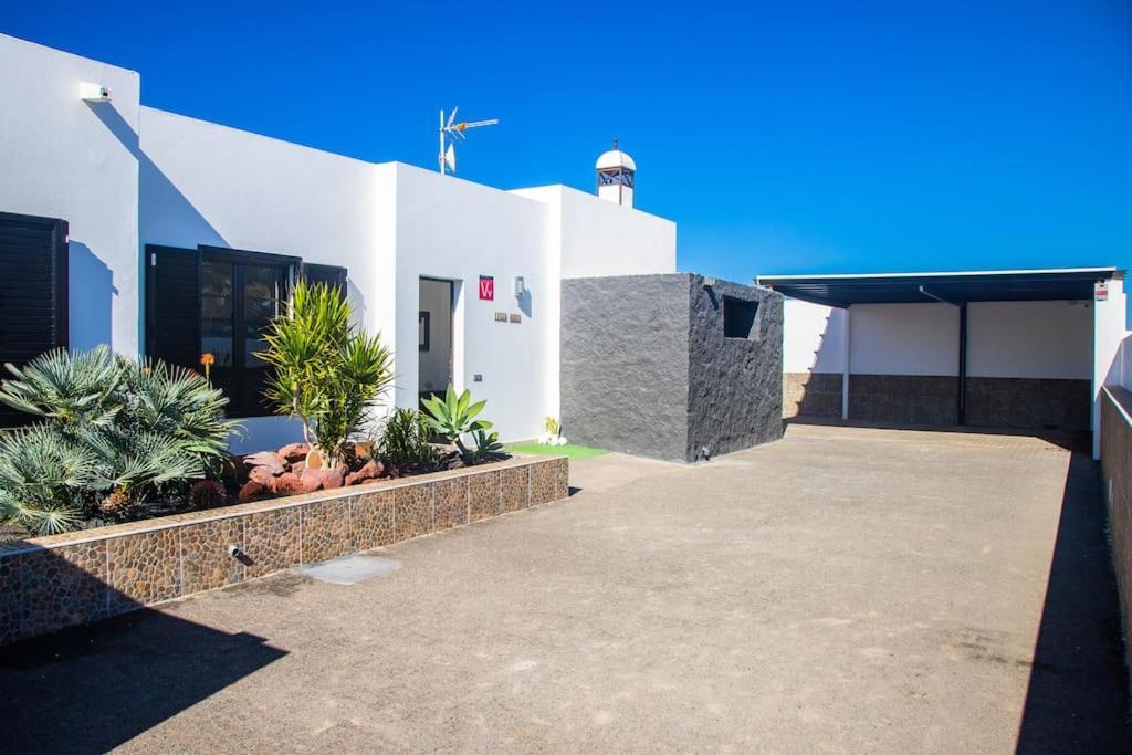 Villa Mario Lanzarote Playa Blanca  Exterior photo